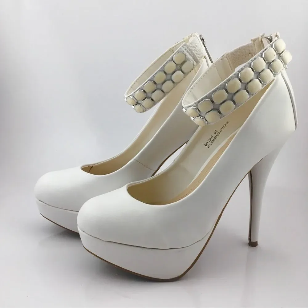 White Bertinni Heels - Picture 3 of 7